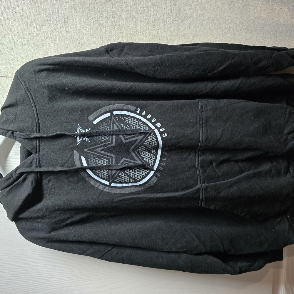 Dallas Cowboys Black Star Graphic Hoodie
